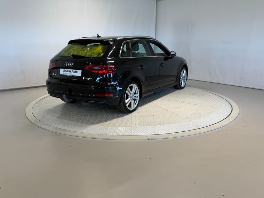 Bilde 3 av Audi A3 Sportback e-Tron S-Line ACC/Krok/Kam/El.sete/Navi