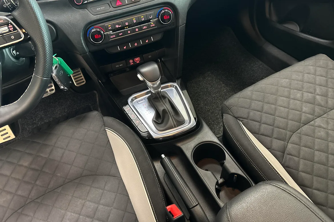 picture of a car