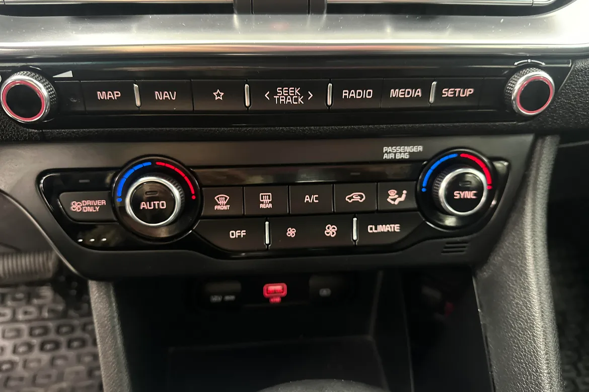 picture of a car