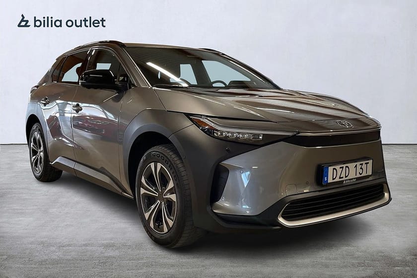 Bild 4 av Toyota bZ4X 71.4 kWh Executive Moms / 360-kamera / Keyless / Elstol