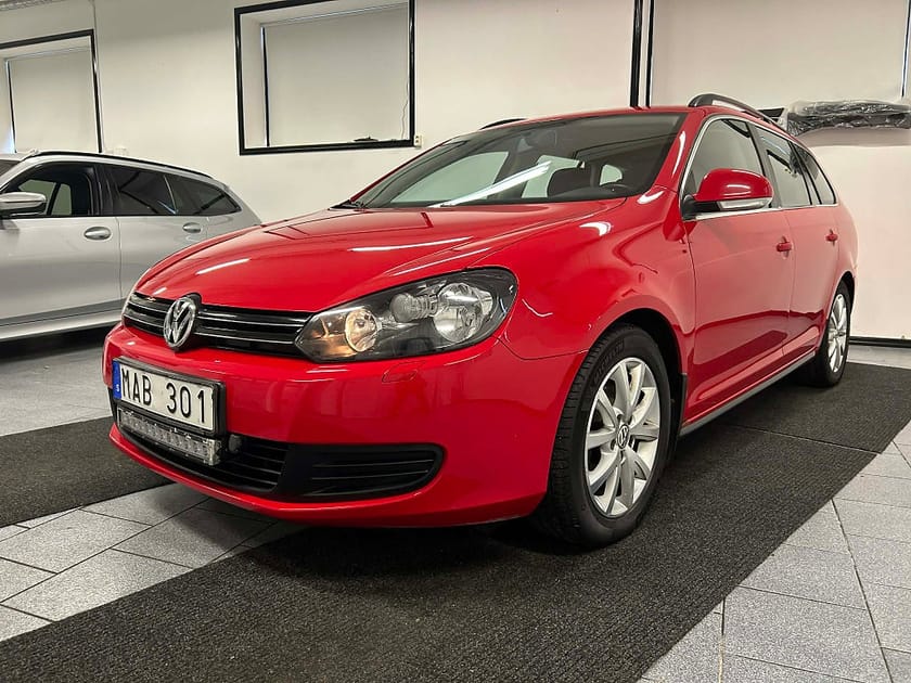 Bild 1 av Volkswagen Golf Variant 1.6 TDI 105 hk BMT Masters Euro 5 S/V Välservad
