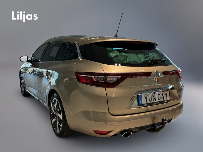 Bild 4 av Renault Mégane Sport Tourer 1,5 Energy dCi 110 BOSE EDC ST//Kamera//Drag//