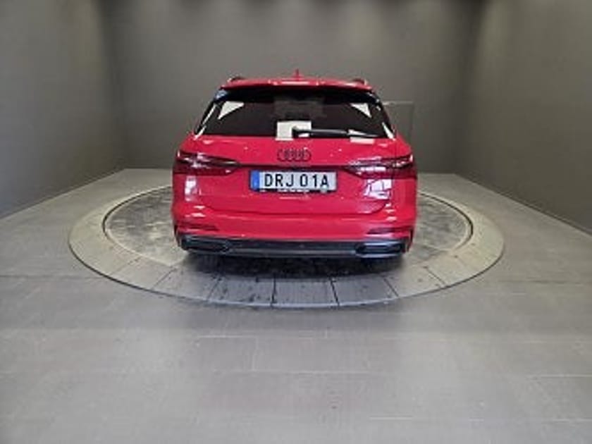 Bild 2 av Audi A6 Avant 55 TFSI e quattro S line | 367 hk