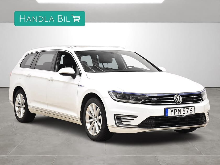 Bild 4 av Volkswagen Passat Variant GTE 1.4 TSI Drag Pano Cockpit Skinn Dynaudio Värm