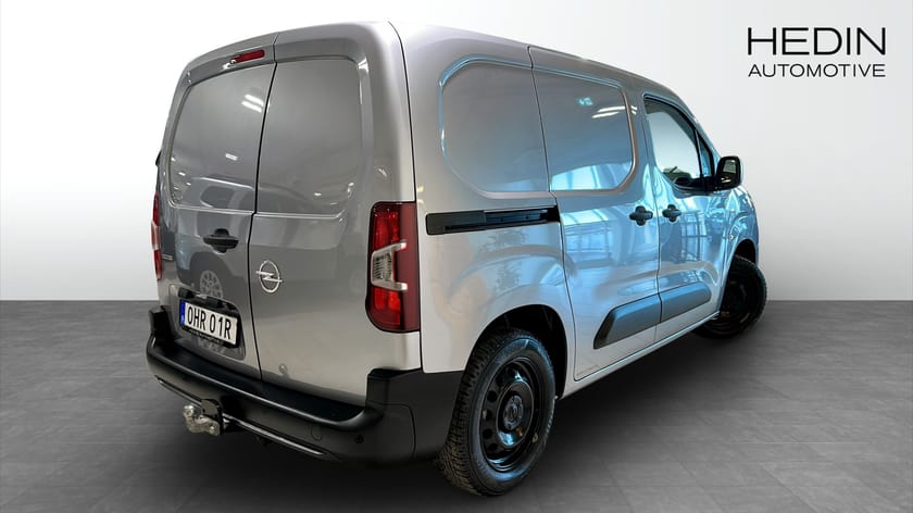 Bild 2 av Opel Combo Cargo L1H2 1.5 BlueHDi EAT 131hk Värmare Drag