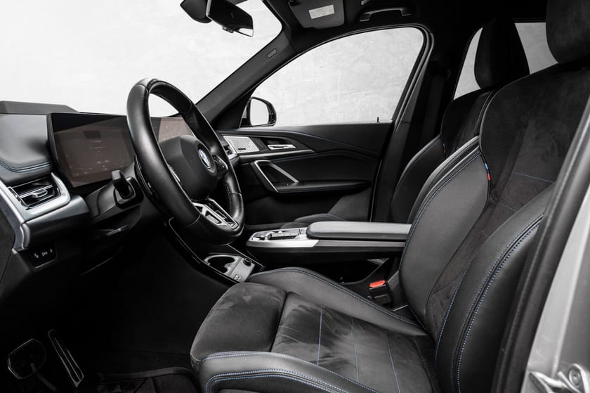 Bilde 2 av BMW iX1 xDrive30 Fully Charged