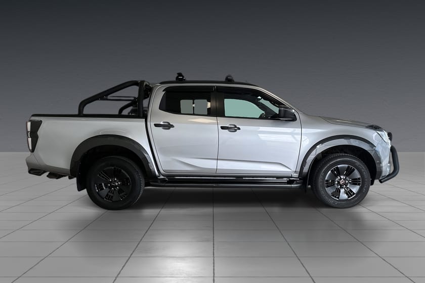 Bilde 4 av Isuzu D-Max Dobbelcab PREMIUM/DEFA/HJULBUELISTER/BØYLER/KAMERA/KROK