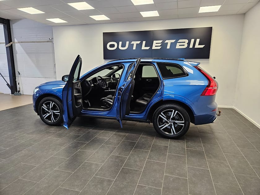Bild 3 av Volvo XC60 R-Design B4 197hk AWD 4x4 Läder Navi Backkamera Drag