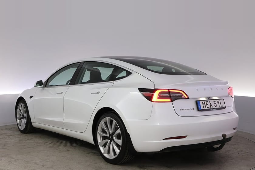 Bild 4 av Tesla Model 3 Long Range AWD Autopilot 19" Pano Drag