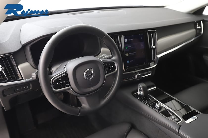 Bild 2 av Volvo V90 Recharge T6 Core Edition
