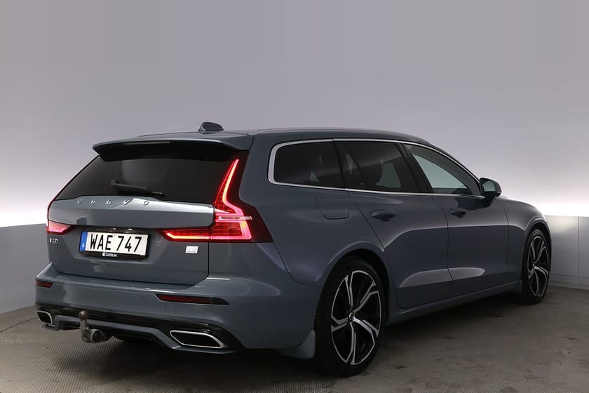 Bild 5 av Volvo V60 T6 AWD Ultimate Bright Drag H/K Pano BLIS HUD 360