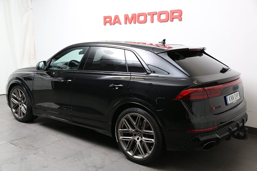 Bild 3 av Audi RS Q8 RSQ8 600hk Massage B&O Sportavgas 23" Drag Nybilsgaranti