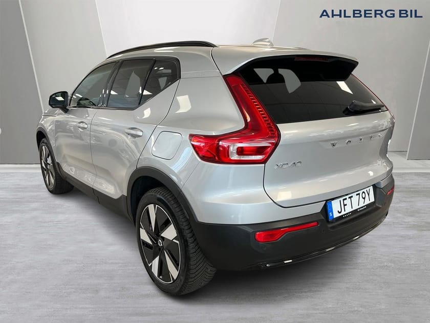 Bild 5 av Volvo XC40 Recharge Single Motor Extended Range Core SE 🟢Dragkrok Halvautomatisk, Parkeringskamera Bak, Apple Carplay, Google Maps