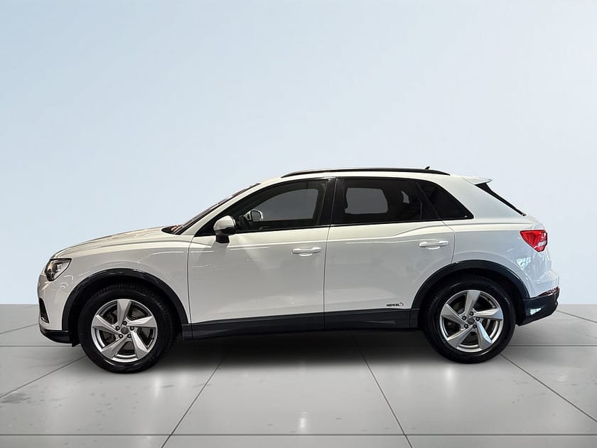 Bild 4 av Audi Q3 40 TDI quattro 2.0 Aut Proline-Ad Dvärm/Drag/Kamera