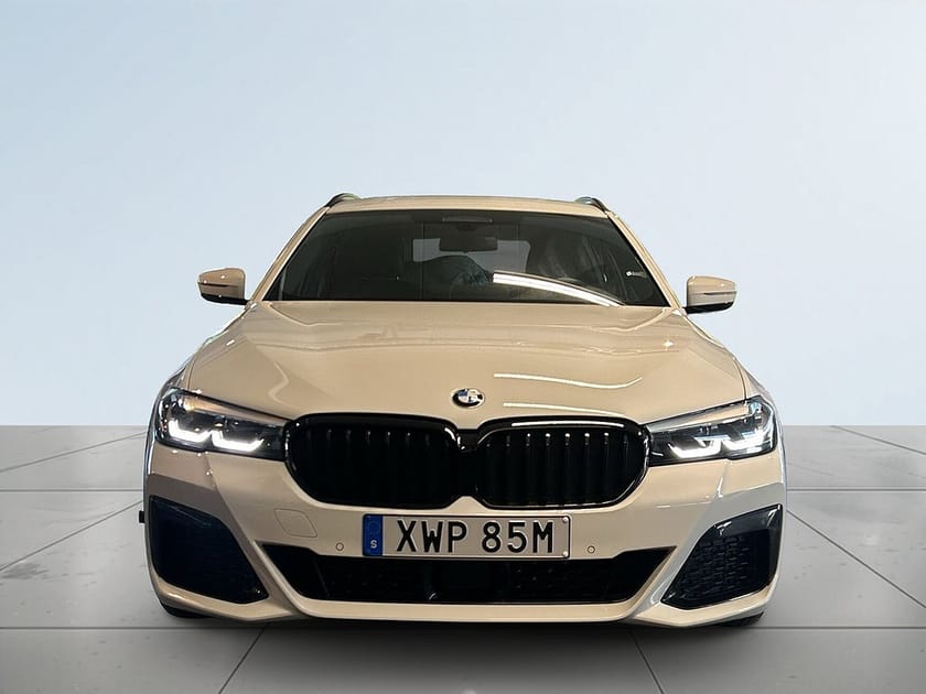 Bild 2 av BMW 520d xDrive Touring M Sport MoK/Dvärm/Ad.Fhåll/SoV/Skinn/SoV