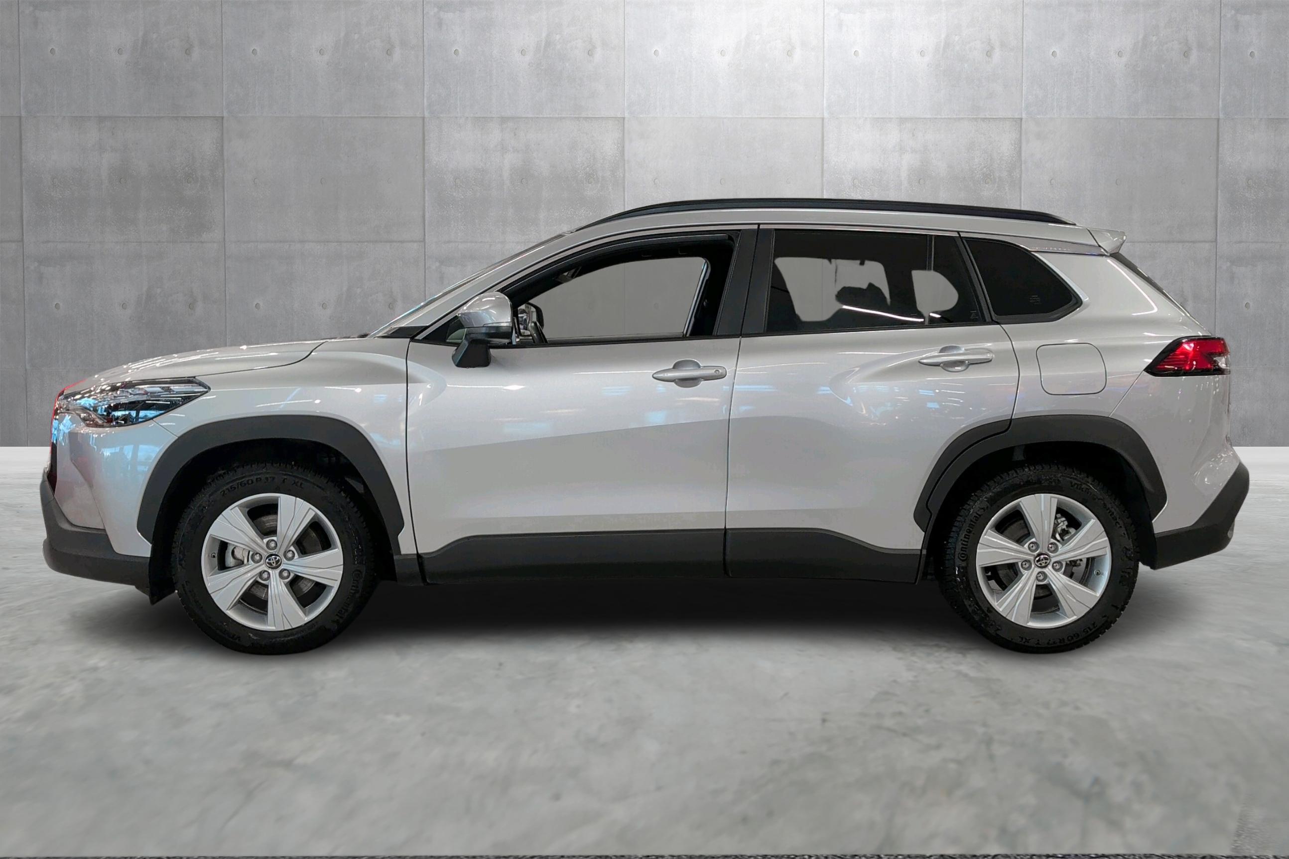 Thumnail bilde 1 av Toyota Corolla Cross Hybrid AWD-i