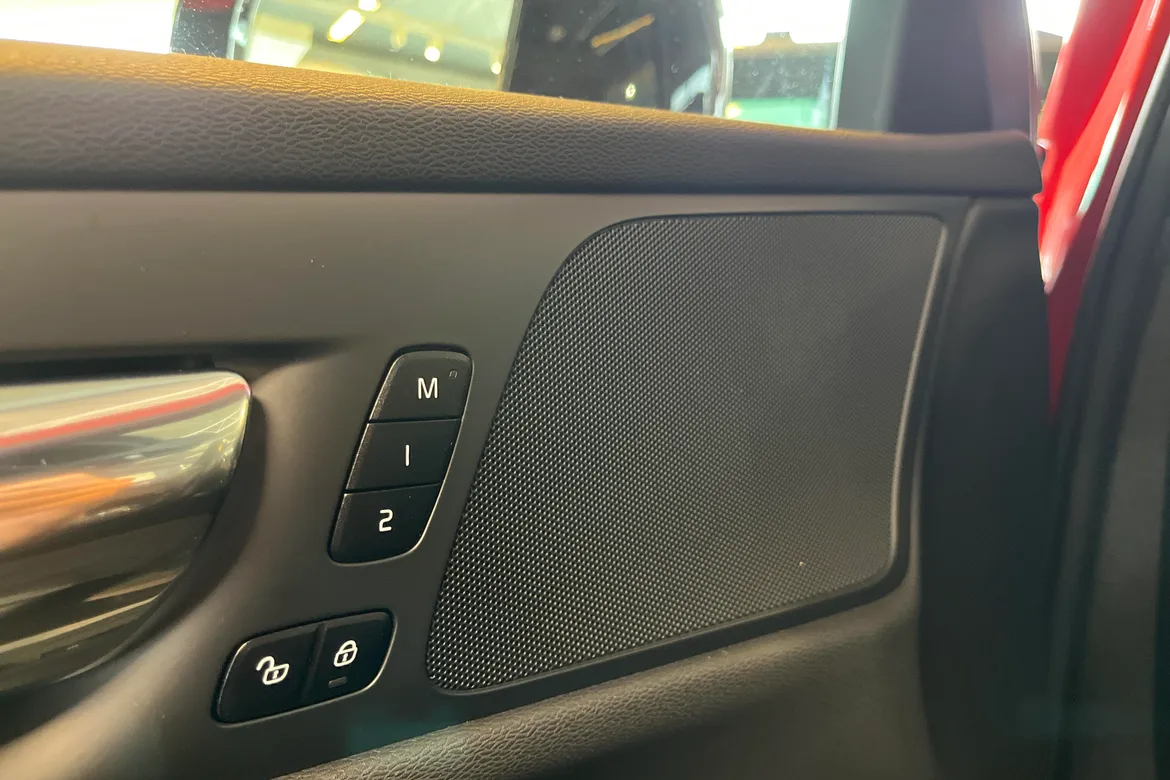 picture of a car