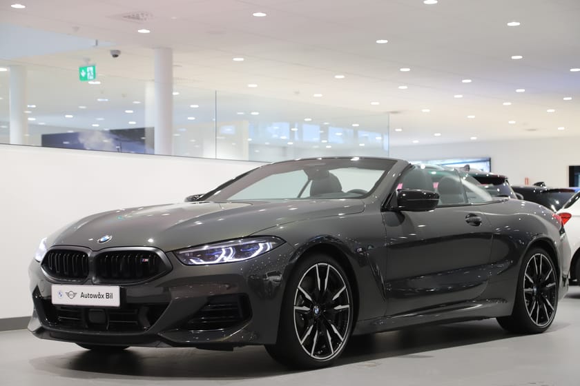 Bild 2 av BMW M850i xDrive Convertible 