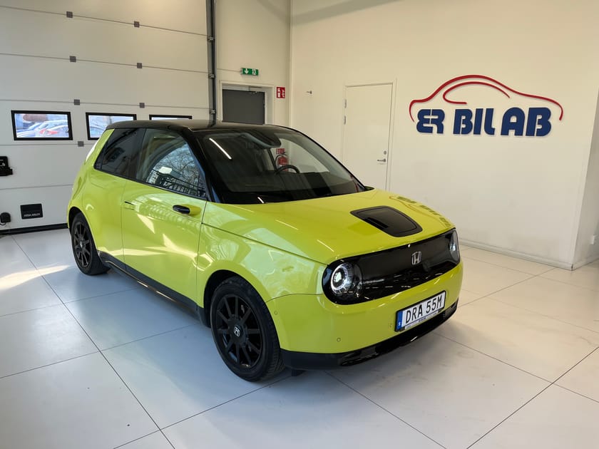 Bild 1 av Honda E Advanced