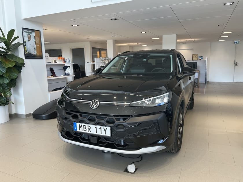Bild 1 av Volkswagen T-Roc 1,5 eTSI150 DSG