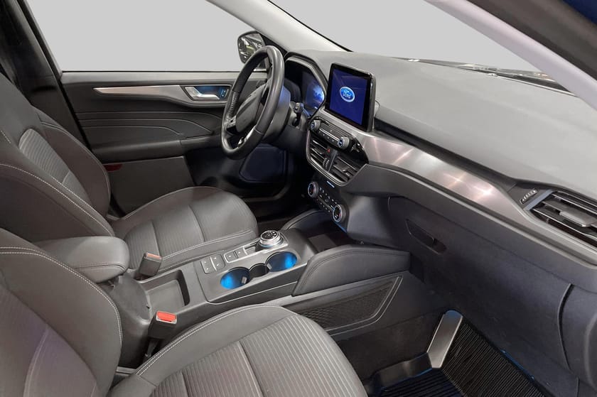 Bild 4 av Ford Kuga Plug-In Hybrid 225hk Nordic *KAMPANJRÄNTA 4,95%*