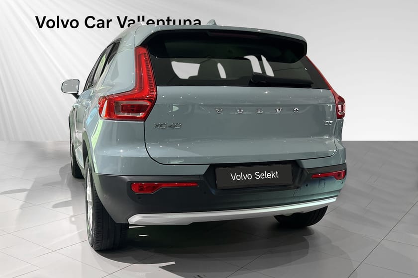 Bild 4 av Volvo XC40 D3 FWD Momentum Pro Edition DRAG