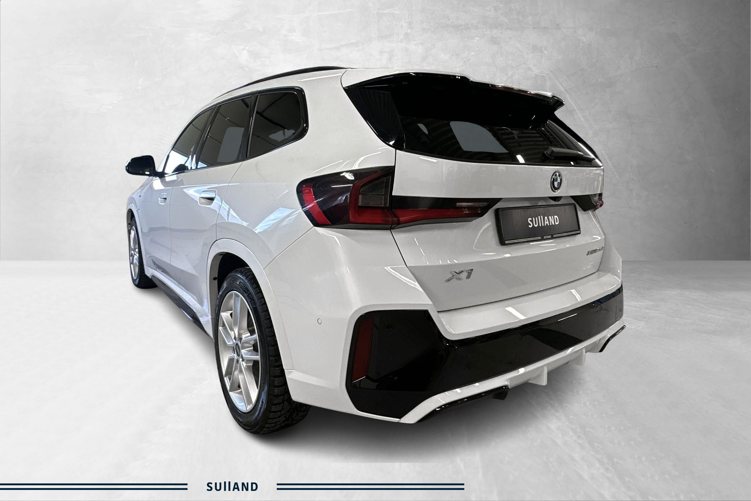 Thumnail bilde 2 av BMW X1 xDrive25e