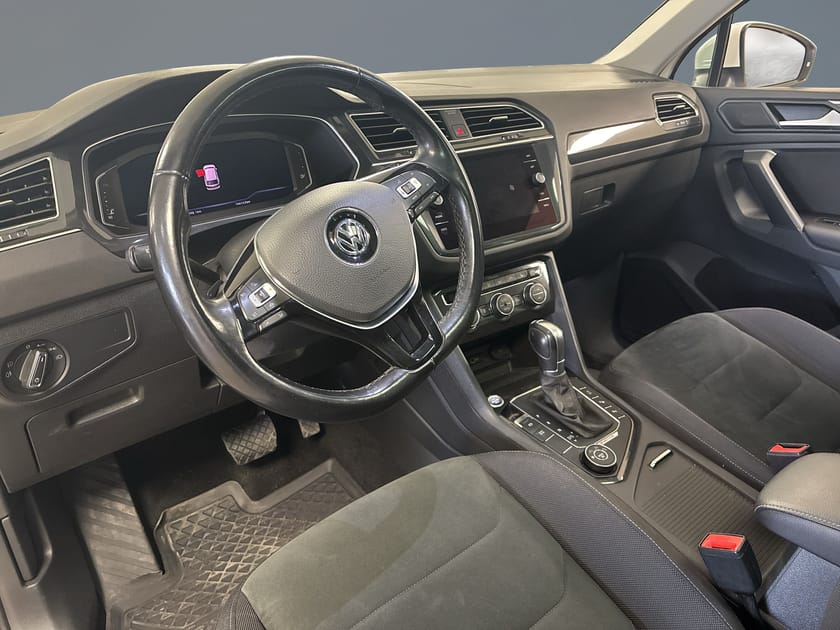 Bild 4 av Volkswagen Tiguan //Dragkrok//Backkamera//V-hjul//