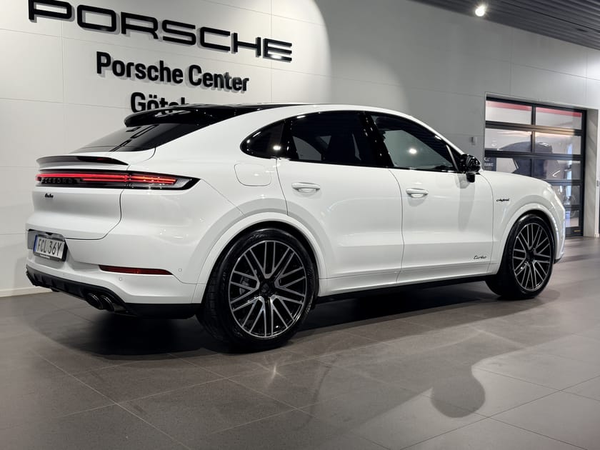 Bild 4 av Porsche Cayenne Turbo E-Hybrid Coupé /VAT/Leasbar