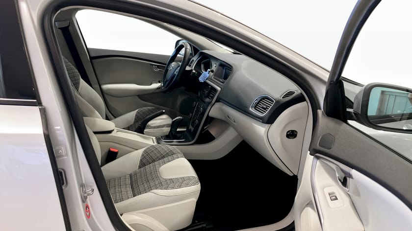 Bild 3 av Volvo V40 Kinetic / Parkeringsvärmare