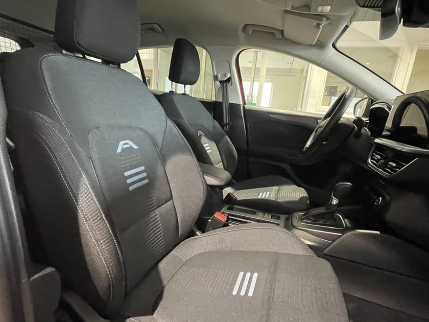 Bild 3 av Ford Focus Active Kombi undefined