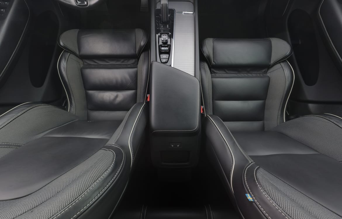 Volvo XC60 2021 - miniatyr 9