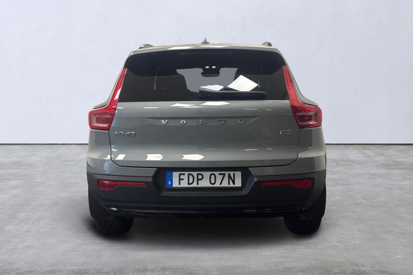 Bild 5 av Volvo XC40 B3 FWD Bensin Plus Dark