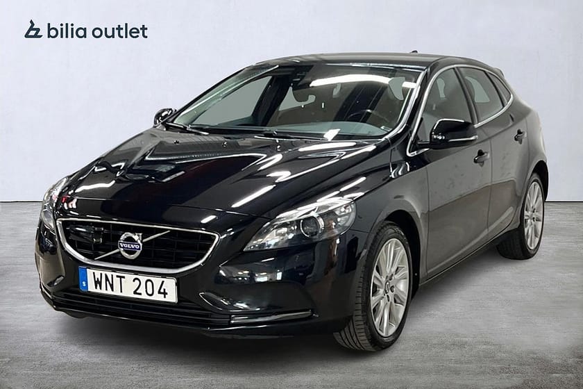 Bild 1 av Volvo V40 D3 Momentum BE 150hk Navi P-värm BLIS Adaptiv-farth