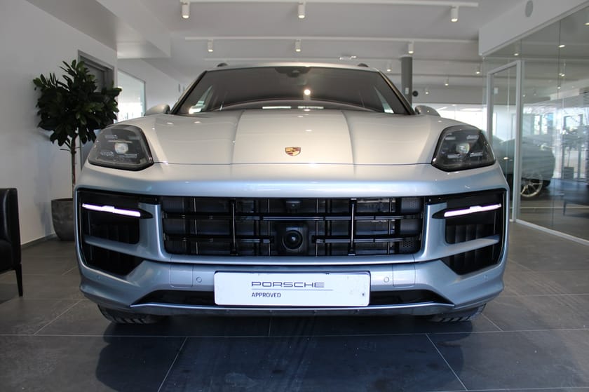 Bild 3 av Porsche Cayenne E-Hybrid 