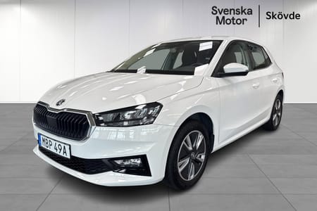 Škoda Fabia Automatlåda 110hk Style – Kamera, CarPlay, Sommar & Vinterhjul