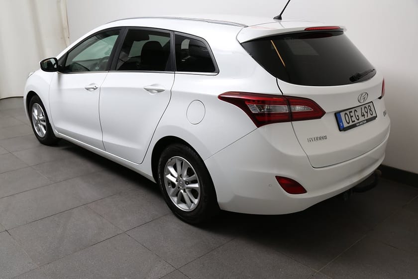 Bild 4 av Hyundai i30 Kombi 1,6 CRDi 136hk GO! Edition Motorvärmare Dragkrok