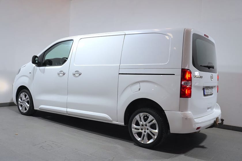 Bild 3 av Opel Vivaro Skåpbil IP 2.0 Premium L2H1 Värmare MOMS Dubbla Dörrar