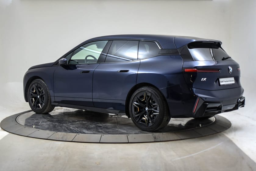 Bilde 2 av BMW iX xDrive60 Fully Charged M Sport (K)
