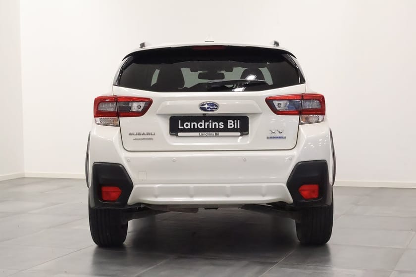 Bild 4 av Subaru XV e-Boxer XFuel Summit Taklucka V-Hjul
