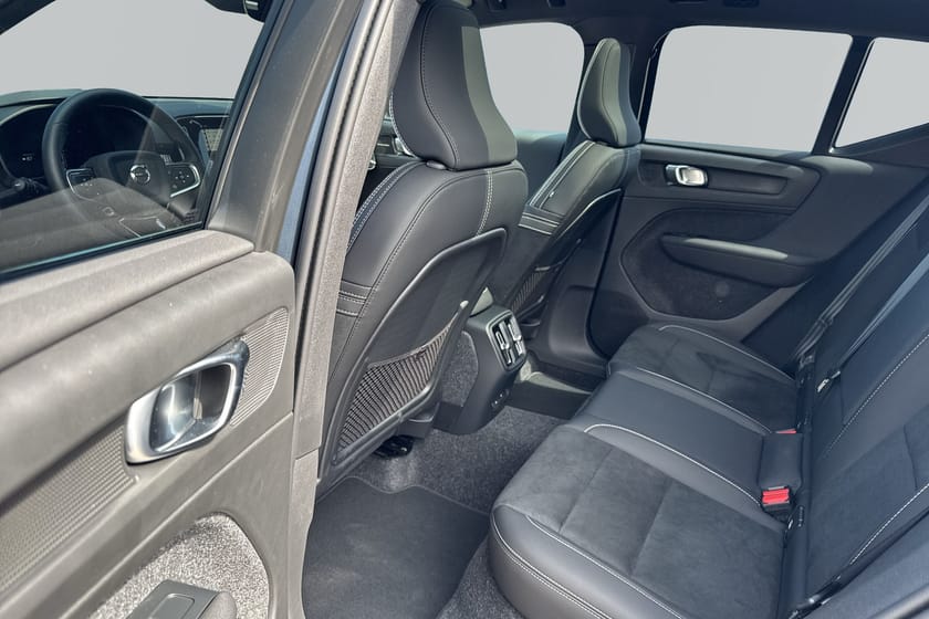 Bild 2 av Volvo EX40 Twin Motor Performance Ultra SE