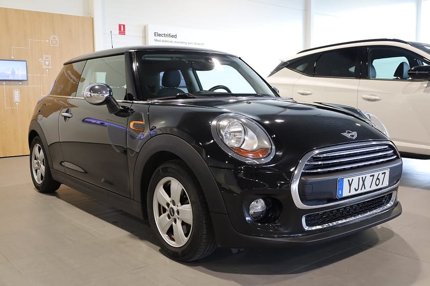 Bild 4 av MINI One 3-dörrar Pepper Panorama Connected Blåtand