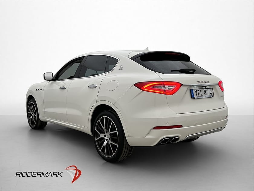 Bild 5 av Maserati Levante Diesel 275hk Luftfjäd B&W Sportavgas Navi