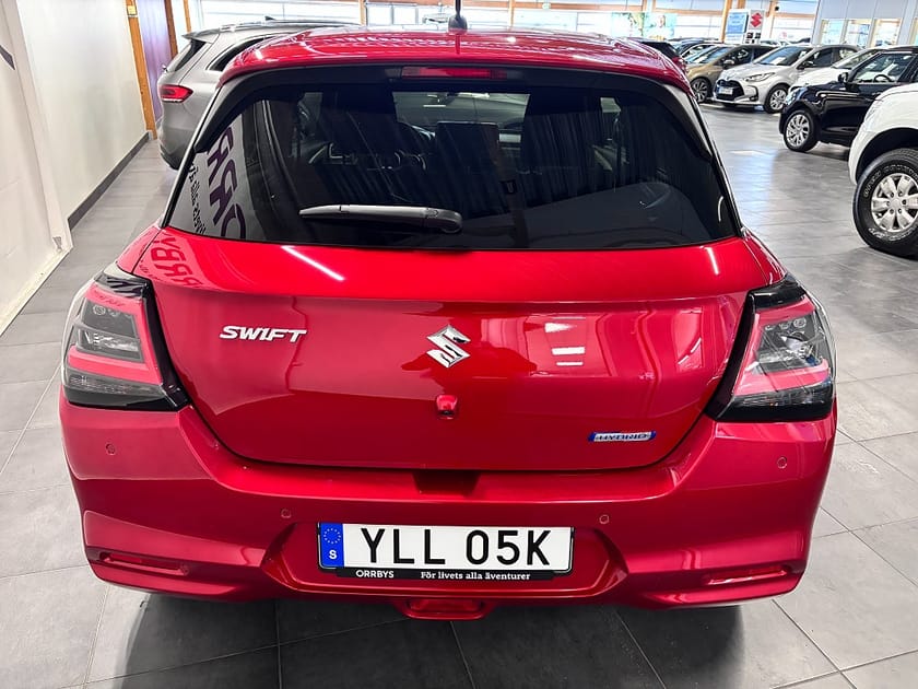 Bild 4 av Suzuki Swift Hybrid 1,2 Aut Select Nav Kamera 3 års fri service Demo