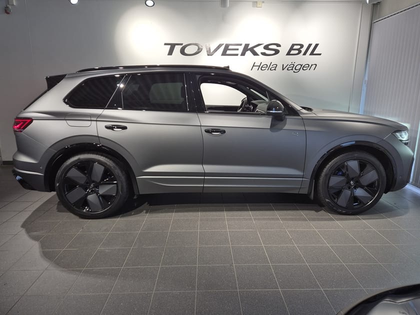 Bild 5 av Volkswagen Touareg R eHybrid R-Line 462hk LAGERKAMPANJ