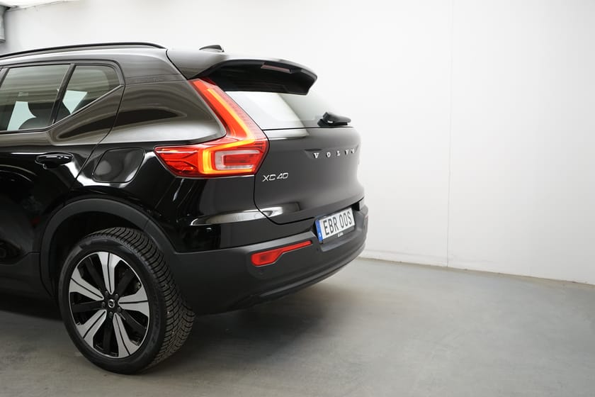 Bild 3 av Volvo XC40 Recharge Single Motor Core Edition, Ränta 2.95%, Navigation, Baklucka elmanövrerad, Dragkrok