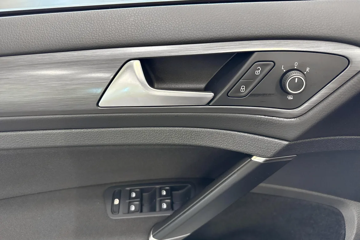 picture of a car
