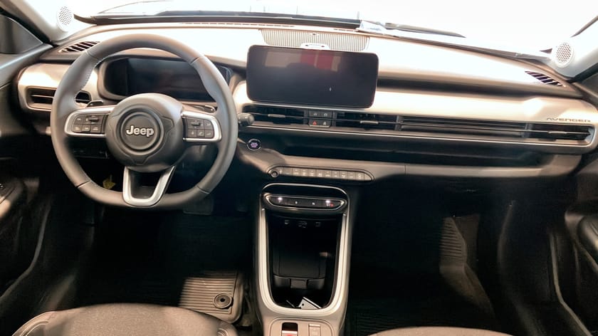 Bild 4 av Jeep Avenger e-Hybrid *PRIVATLEASA Fr. 3695Kr* ALTITUDE MHEV T3 DCT6 FWD