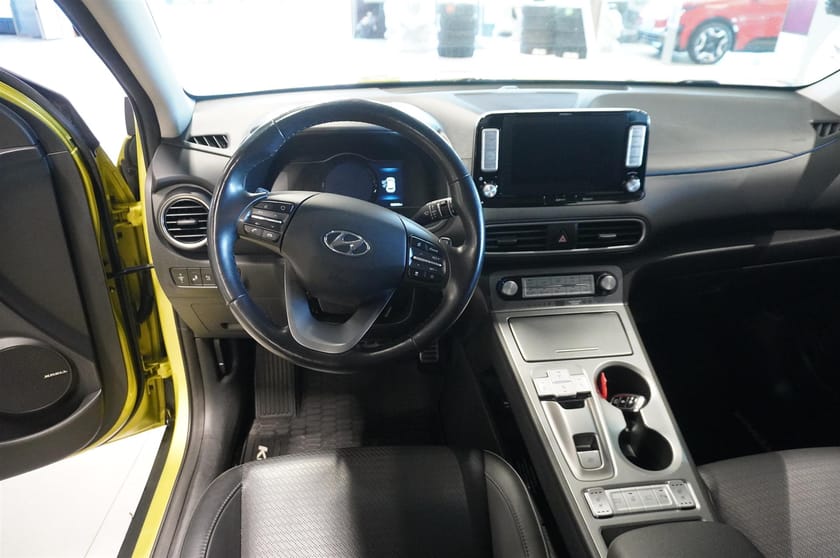 Bild 2 av Hyundai Kona Electric 64 kWh Premium Backkamera Head-Up Navigation