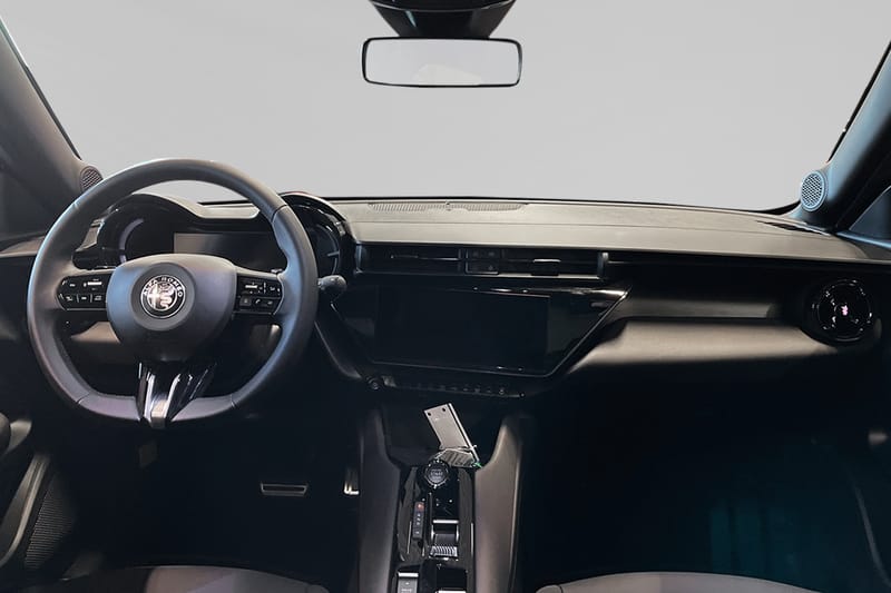 Alfa Romeo Junior Ibrida